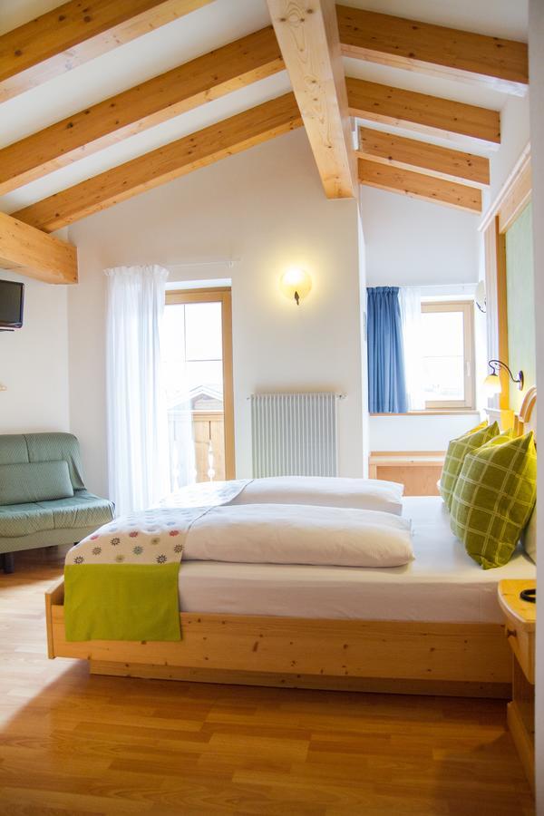 Hotel Genzianella Ціано-ді-Ф'ємме Екстер'єр фото